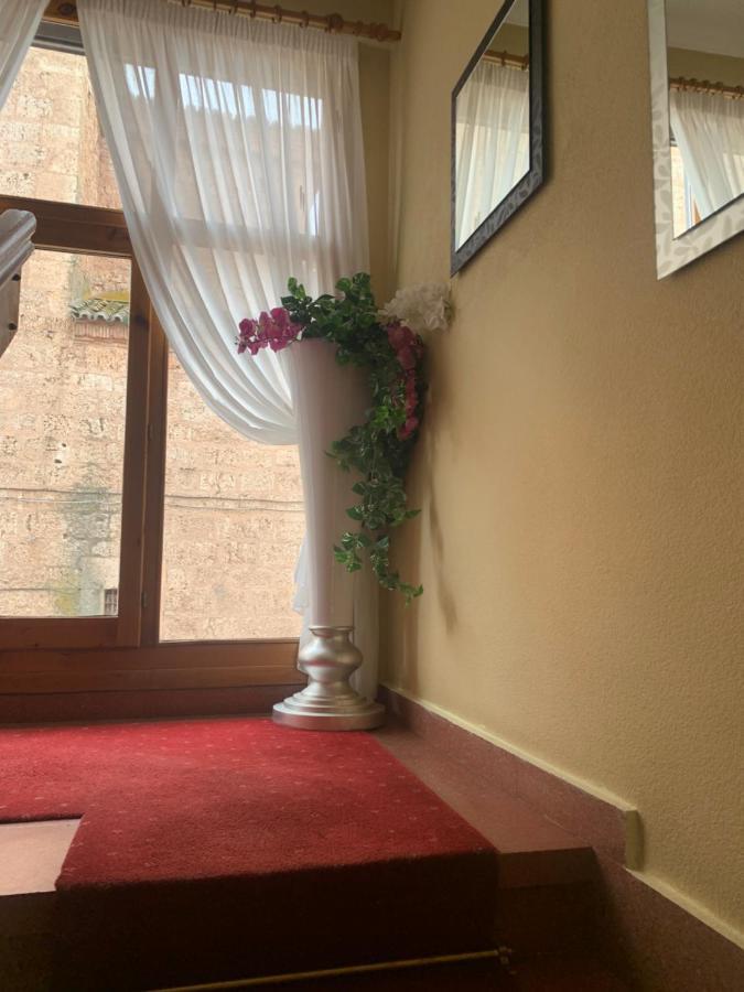 Hostal Docar Lerma Exterior photo
